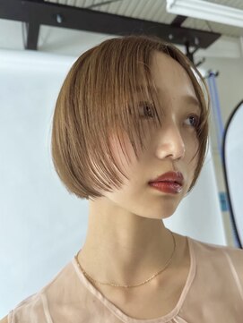 アースオーセンティック 大分下郡店(EARTH Authentic) 「360度美シルエット。大人の小顔ショート」