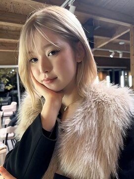 ウエストリー(WESTORY) ハイトーンミディアム/ミルクティーベージュ/ブリーチ名古屋