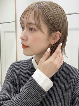カバーヘア ブリス 川口(COVER HAIR bliss) ハイトーンカラーラテグレージュぱっつんボブA12川口10代20代