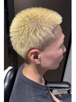 チルチェア 吉祥寺店(CHILL CHAIR) Long Blonde Buzz Cut <吉祥寺> <バーバー>