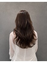 ラベルムバイエーケー(La Belleme by AK)&nbsp;大人可愛い艶ブラウンゆる巻きロング