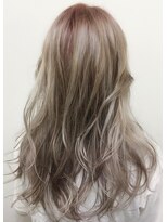 ネックス 表参道本店(nex)&nbsp;シルバーベージュ×ダークルーツ  セミロング