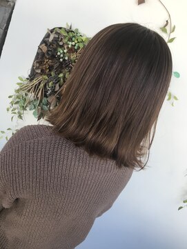 シーン(hair design SCENE) どんなヘアスタイルにもマッチ♪ナチュラルベージュカラー♪