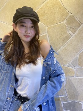 アンドアート(andArt) ベージュ系アッシュ、セミロング巻きおろし&帽子