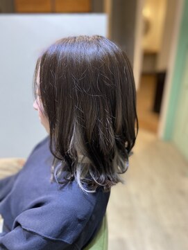 ミオ(mio) ブリーチ×インナーホワイト