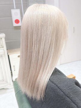 デイズ(days) ハイトーンカラー/外国人風ホワイトベージュカラー　ロング