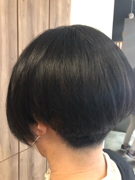 リベア トウキョウ 東大島店(Rever Tokyo) ショートボブ/黒髪/刈り上げ/かっこいい[東大島/東大島駅]