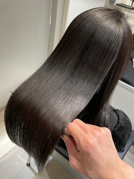 クィーンズガーデンバイケーツーギンザ(QUEEN’S GARDEN by K two GINZA) 美髪矯正*縮毛矯正*髪質改善トリートメント*地毛風カラー*東銀座