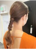 甘さ控えめ タイトな編みおろしスタイル サイド