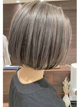 ジャム(Jam) 人気のミニボブ×くすみミルクティーカラー★中村大輔