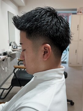 アミーゴ(AMIGO) スキンフェード×ベリーショート