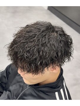 ノイセル 心斎橋(Noisyle) ツイストスパイラルパーマ×前下がりマッシュ×ツーブロック