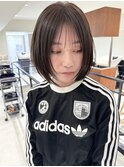 ハイライト白髪ぼかしダブルカラーインナーカラーショートボブ