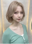 イメチェンヘアスタイルホワイトブロンド外ハネボブ美髪のススメ