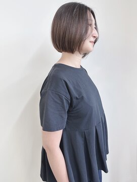 モリオ(morio) ＊大人ボブ顎ラインボブ前下がりボブ切りっぱなしボブ耳かけボブ