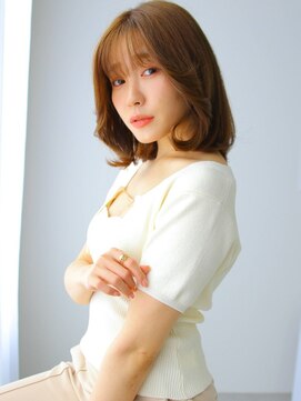 シースルーバング×内巻ボブ