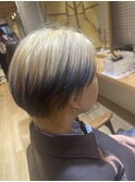 ブルー