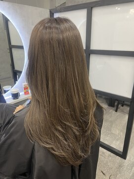 アイ(_i) オリーブベージュ