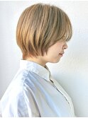 ハイトーンベージュ/ショートボブ/ブリーチカラー/小顔ヘアp大宮