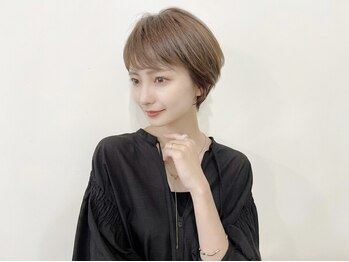 オーブ ヘアー リリー 博多2号店(AUBE HAIR lily)の写真/大人女性の髪に合わせてお悩み解決。ダメージレスな施術や素材を活かしたデザインが◎