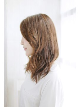 シュシュット(chouchoute) 吉祥寺ヴェールウェーブブルージュ美髪似合わせカットアシメ/055