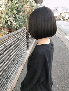 ファム 十日市店(femme) 前下がりボブ