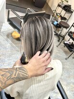 ブレンド 渋谷(BLend)&nbsp;ハイライトカラーマチルダボブインナーグレージュ前髪