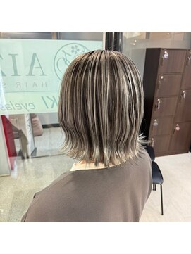 アイズ 本厚木(AIZU) シャドウルーツバレイヤージュ