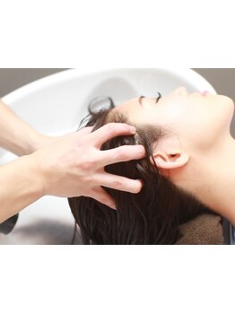 【三宮/北野】当店独自の《頭筋オイルスパ》で地肌と髪を極上ケア◇100%オーガニックアロマ使用◎