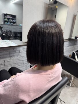 ジゼル 中津大分(GiseL) 切りっぱなしボブ/艶カラー