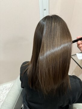 エラ(Ella) 艶髪美髪矯正