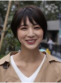 くせ毛多毛マッシュ前髪透け感暗髪大人ショート