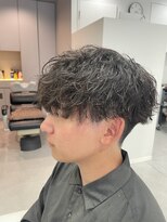 シーズンズ ミナミヒラギシ(SEASONS Minamihiragishi)&nbsp;波巻きパーマ