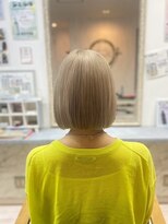 ルーツ(Roots)&nbsp;ハイトーンボブ