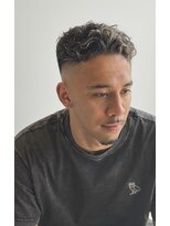 ホーミー(Homie) 海外雰囲気メンズフェード　スパイラル