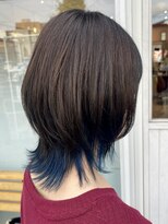 クオリア(Quaria)&nbsp;ブリーチ＆ダブルカラーインナーカラーブルーウルフカット♪