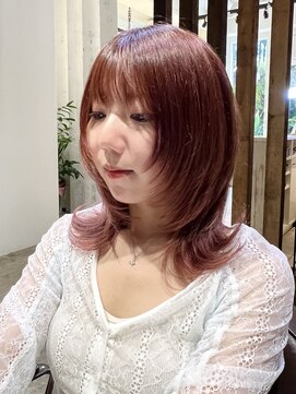 アイドットプラスフェリシア 表参道(i.+FERiCIA.) ミディアムウルフ/レイヤーウルフカット/顔まわりレイヤーカット