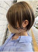 ショートボブ