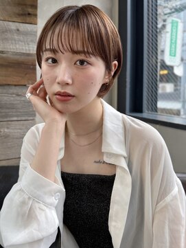 トルネード(TORNADO) 大人フレンチ ショート丸みレイヤーショートボブ 前髪ありA0312