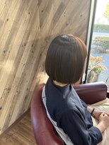ルネッサンスヘアー ラファエロ(RAFFAELLO) 艶々グレーカラー×Bob