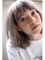 ミラバイグリーン(Mira by green)&nbsp;スモーキーグレージュ×切りっぱなしロブ　013