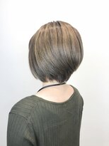 アヤナ バイ アヤラ(ayana by ayala)&nbsp;モノトーンハイライト〈浦安 美容室〉