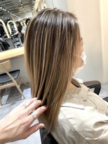 サロンドミルク 新百合ヶ丘店(salon de MiLK)&nbsp;ストレートでも可愛いハイライトスタイル【新百合ヶ丘】