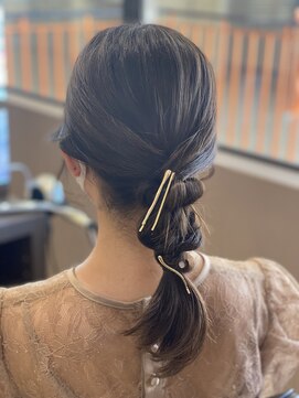 ゼル 一社店(ZELE) こなれ感ポニーテール