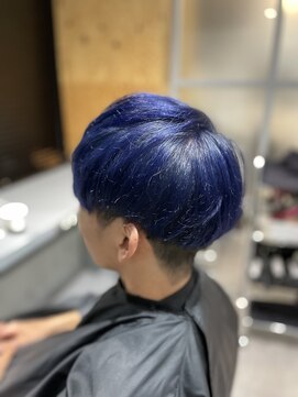 ネウィ 池袋(newi) ビビットカラー★☆コバルトブルー☆★