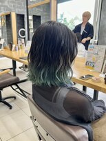 ラウル(Laulu)&nbsp;デザインカラー/レイヤーカット/ウェットヘア/オリーブベージュ