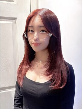 アロマ ヘアー ルーム 新宿3号店(AROMA hair room) ハイレイヤー/ワインレッドカラー/レイヤーカット