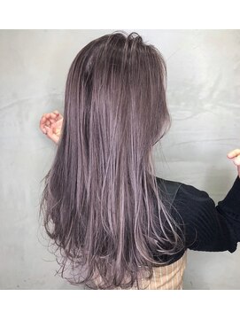 メリー(merry craftsman's factory) 外国人風バレイヤージュ、ハイライトカラー、シャドールーツ