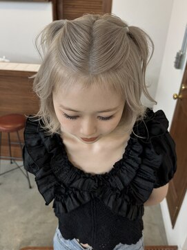 リヴ ウメダ(LIV umeda) ミルクティーグレージュ/トリプルカラー/ホワイトミルクティー