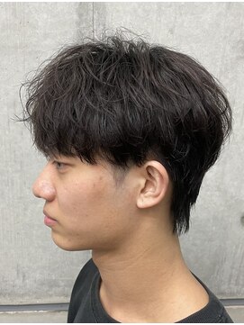 オーシャントーキョー ホワイト 原宿(OCEAN TOKYO WHITE) 暗めカラーチョコレートブラウンセンターパートマッシュ